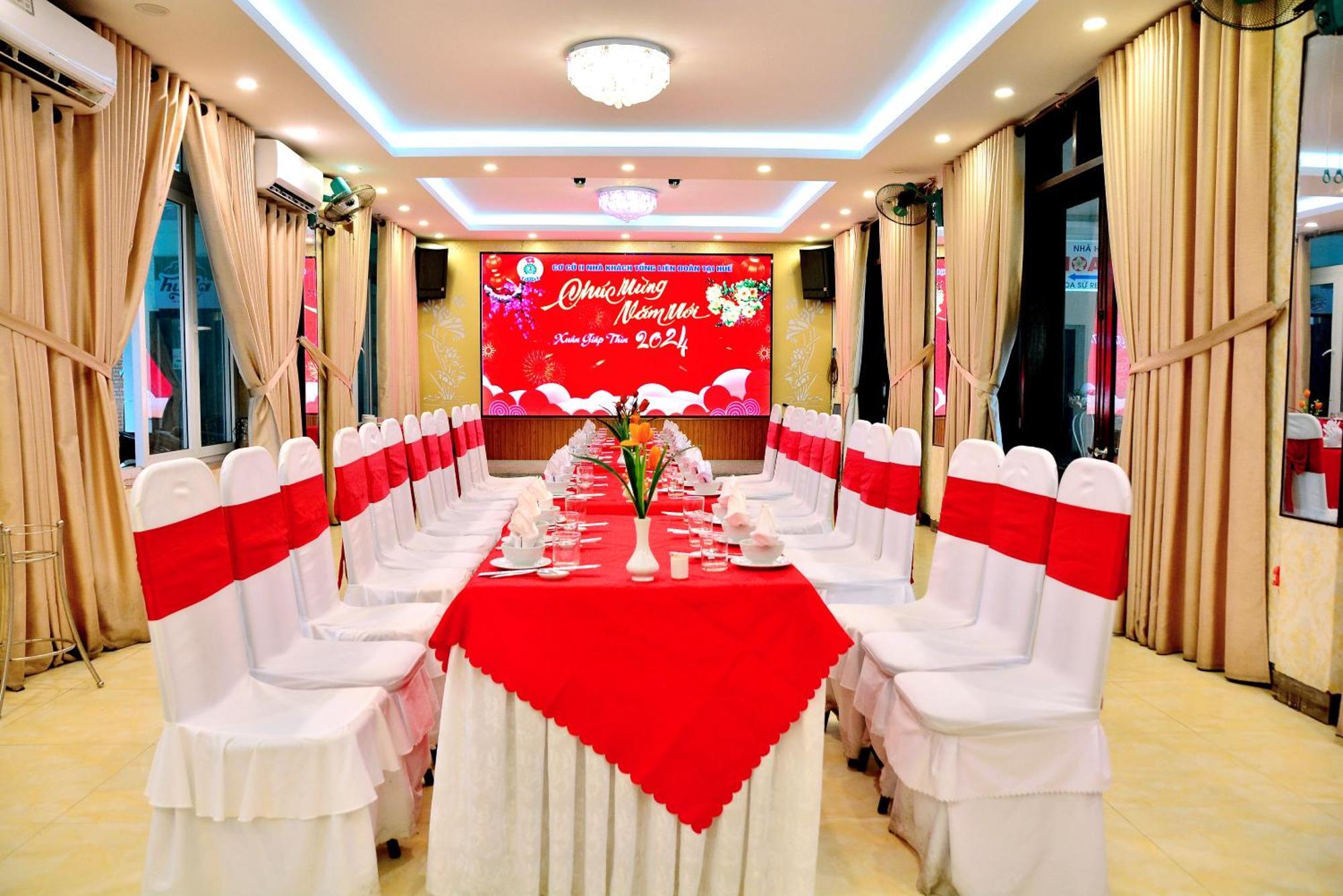 Song Huong Hue Hotel エクステリア 写真