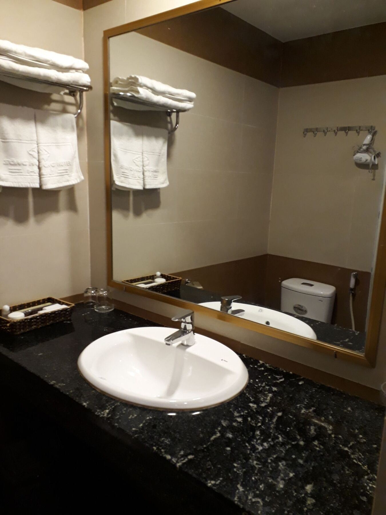 Song Huong Hue Hotel エクステリア 写真